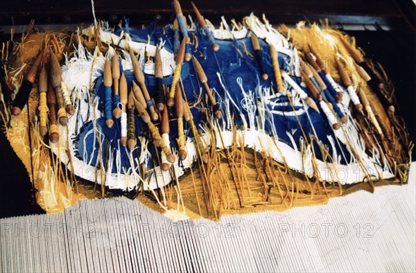 Tapisserie réalisée d'après Hécate, de Braque, en cours de réalisation