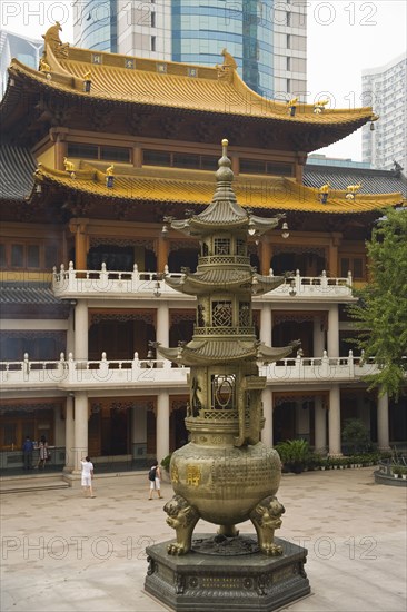 Shanghai Jing'an Temple