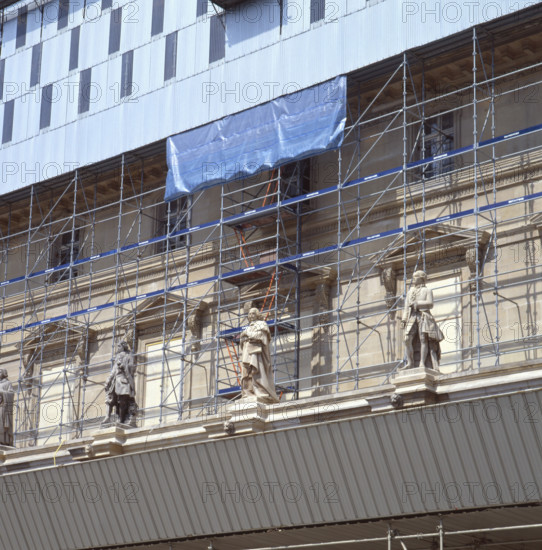 Travaux du Grand Louvre (1981-1999)
