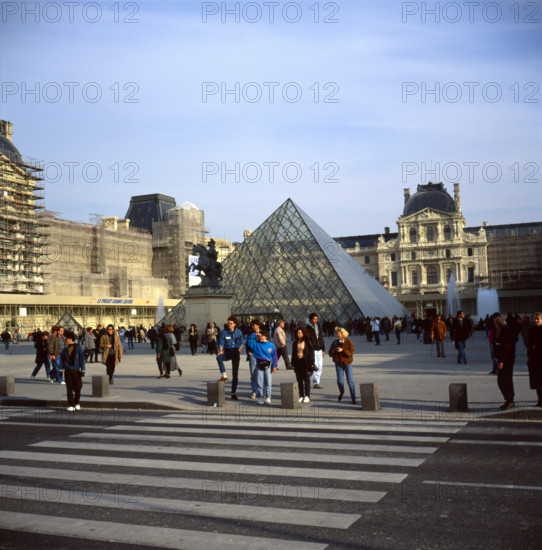 Travaux du Grand Louvre (1981-1999)