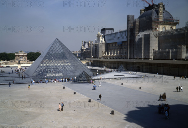 Travaux du Grand Louvre (1981-1999)