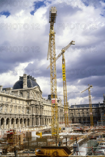 Travaux du Grand Louvre (1981-1999)