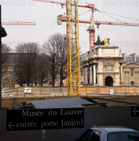 Travaux du Grand Louvre (1981-1999)