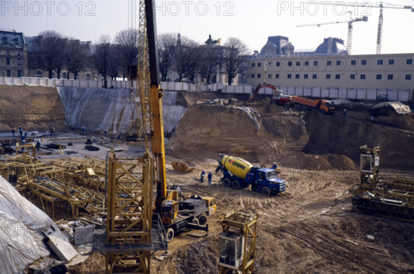 Travaux du Grand Louvre (1981-1999)