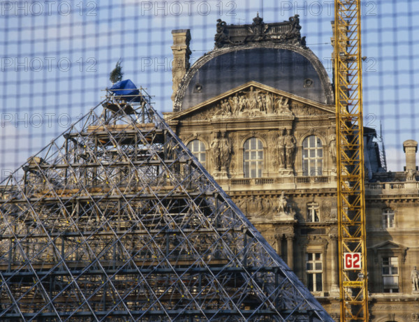 Travaux du Grand Louvre (1981-1999)