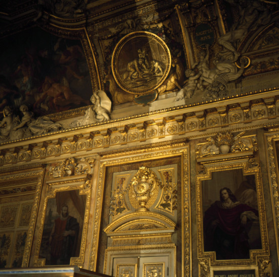 Décor de la Galerie d'Apollon au Musée du Louvre