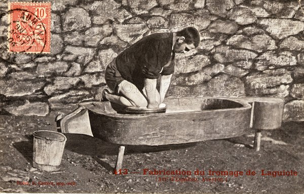 Fabrication du fromage de Laguiole
LAGUIOLE