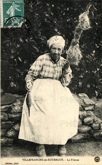 Portrait d'une fileuse
Villefranche-de-Rouergue