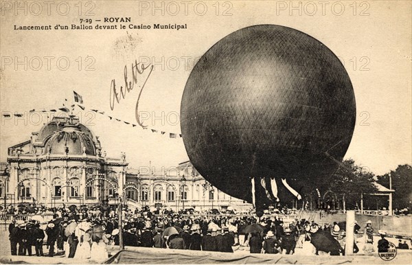 Air-balloon
Royan