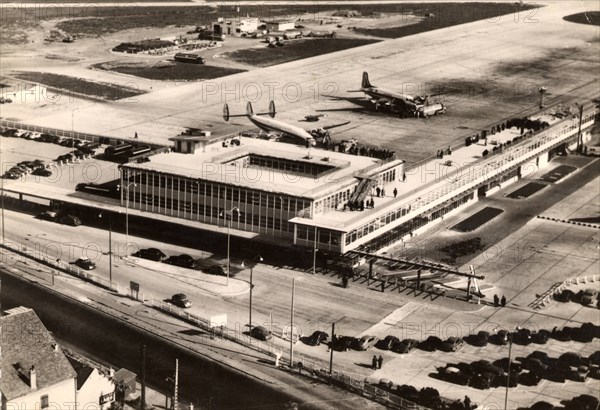 Airport
Orly