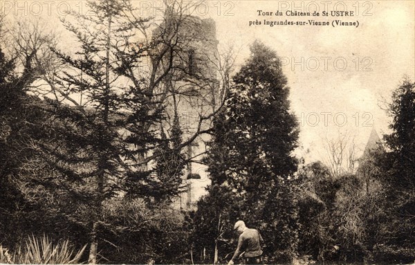 Castle
Saint-Ustre