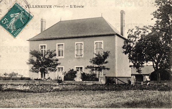 School
Villeneuve