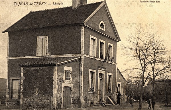 Town hall
Saint-Jean-de-Trezy