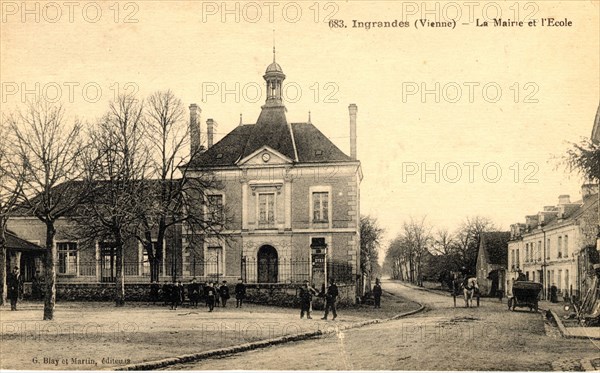 Town hall and school
Ingrandes