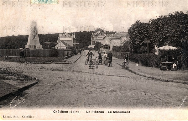 Châtillon,
War memorial