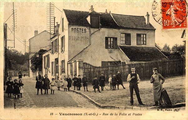 Vaucresson,
Post office