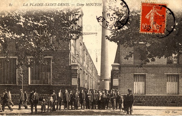 Plaine-Saint-Denis, 
Usine