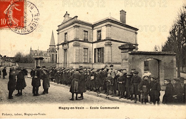 Magny-en-Vexin,
School