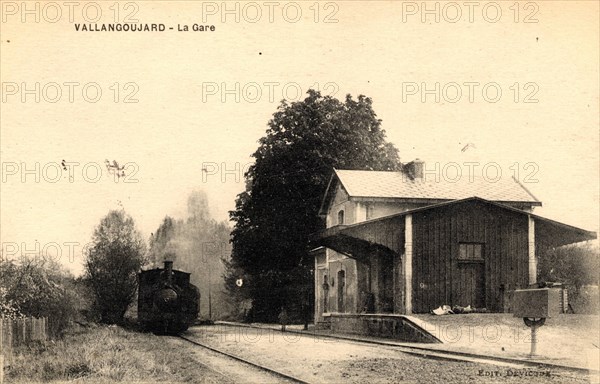 Vallangoujard,
Railway station