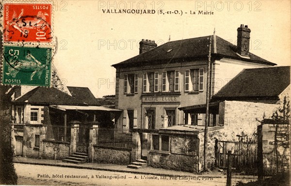Vallangoujard,
Town hall