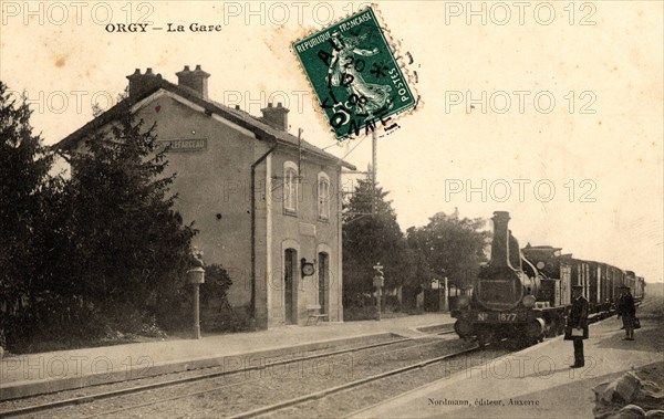 Orgy,
Railway station