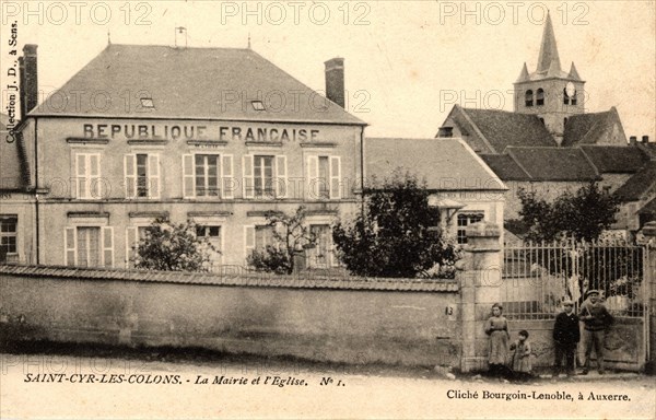 Saint-Cyr-les-Colons,
Mairie et église
