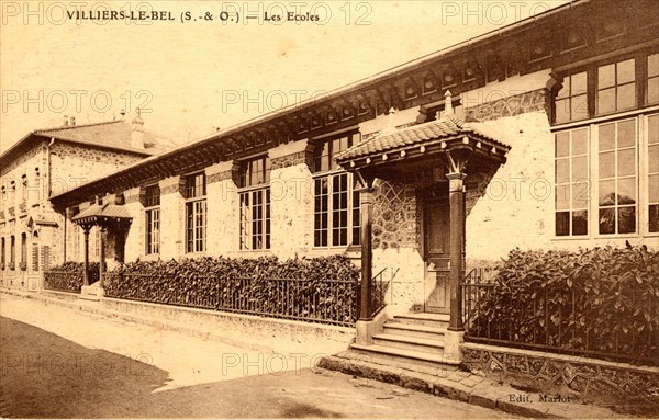 Villiers-le-Bel,
School
