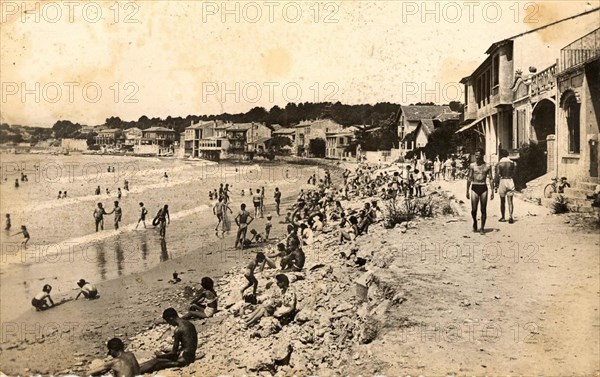 SAINT-CYR-SUR-MER