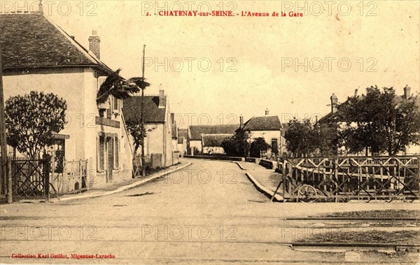 CHATENAY-SUR-SEINE