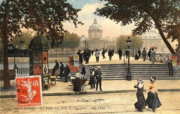 Le Pont des arts, Paris. Arrondissement-01