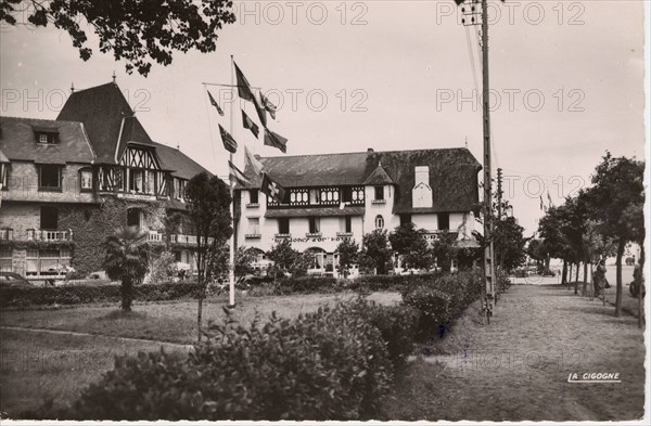 SABLES-D_OR-LES-PINS