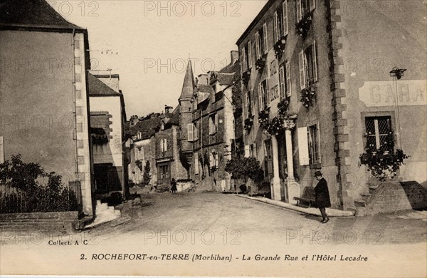 ROCHEFORT-EN-TERRE