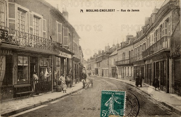 MOULINS-ENGILBERT