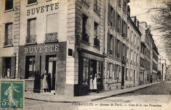 VERSAILLES
