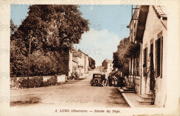 LUXE. Département : Charente (16). Région : Nouvelle-Aquitaine (anciennement Poitou-Charentes)