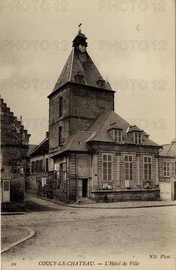 COUCY-LE-CHÂTEAU