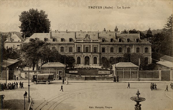 TROYES