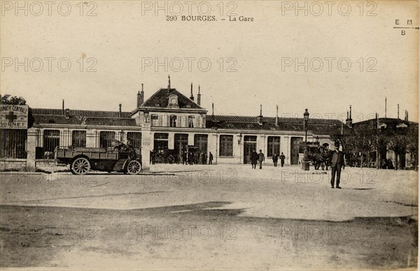 BOURGES