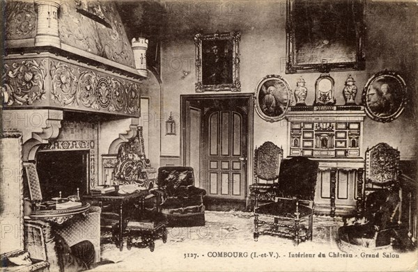 Intérieur du Château de Combourg. Le grand Salon.