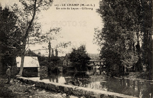 CHAMP-SUR-LAYON