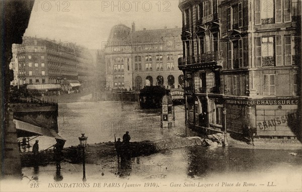 Paris, Gare Saint-Lazare inondée lors de la crue de janvier 1910