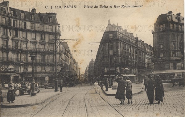 Paris, Place du Delta et Rue Rochechouart