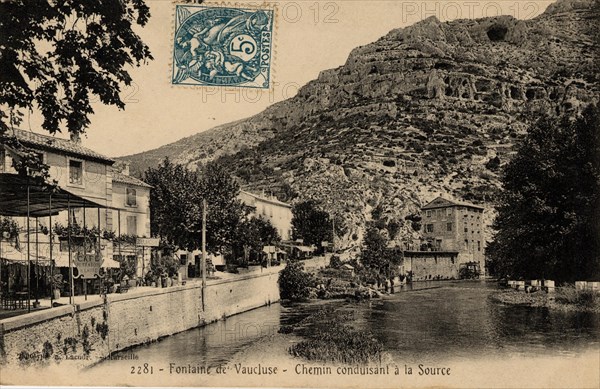 FONTAINE-DE-VAUCLUSE