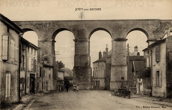 JOUY-AUX-ARCHES