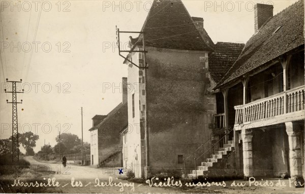 MARSEILLE-LES-AUBIGNY