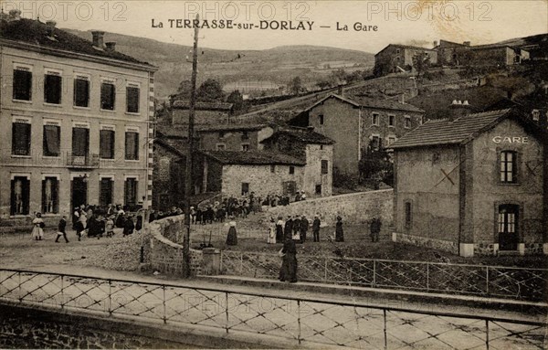 TERRASSE-SUR-DORLAY