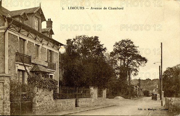 Limours