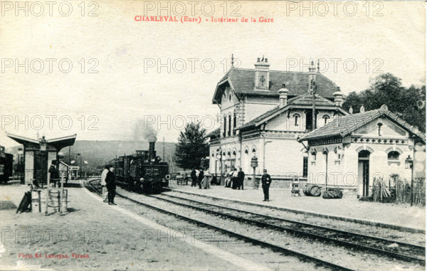 Charleval