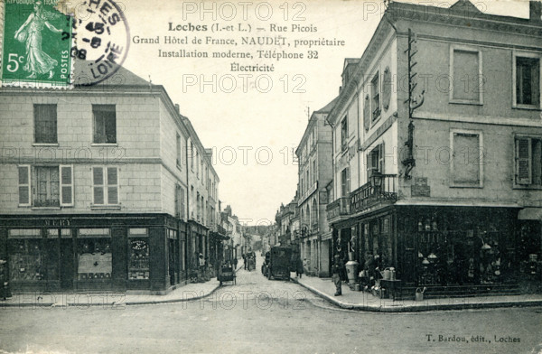 Loches