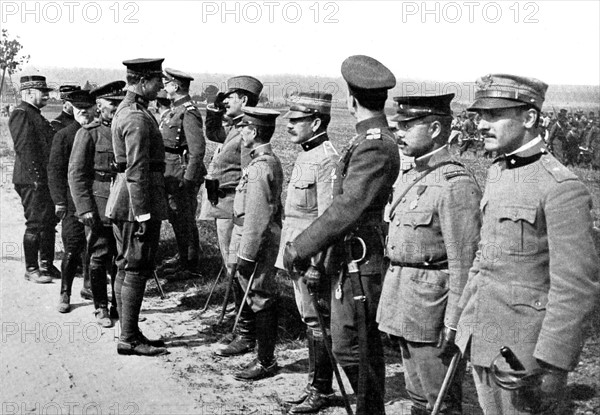 Première Guerre Mondiale. Voyage d' Albert 1er, roi des belges, sur le front